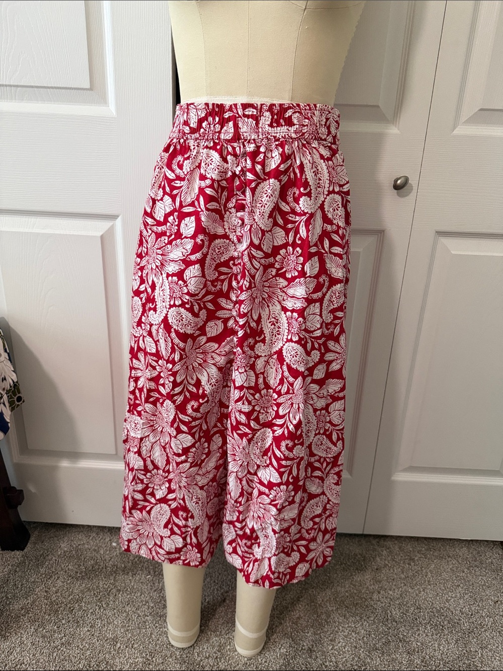 LOFT Red and White Floral Midi Skirt